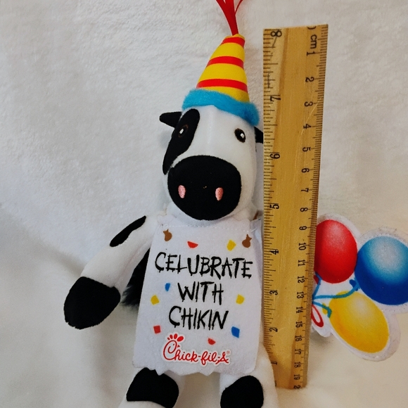 Chick Fil A Birthday Cow Plush Celebration Balloons Hat Promotional Toy Chicken - Picture 3 of 3